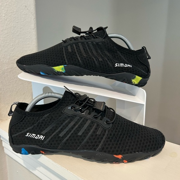 Simari Mens Sz 8 Womens Sz 10 Black Slip On Water Shoes Swim Diving Surf EU 41 - Picture 1 of 10